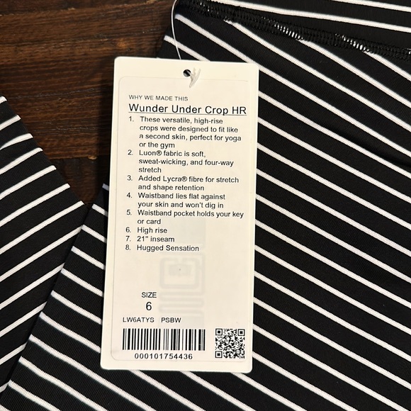 Lululemon Wonder Under Crop HR - Picture 2 of 4